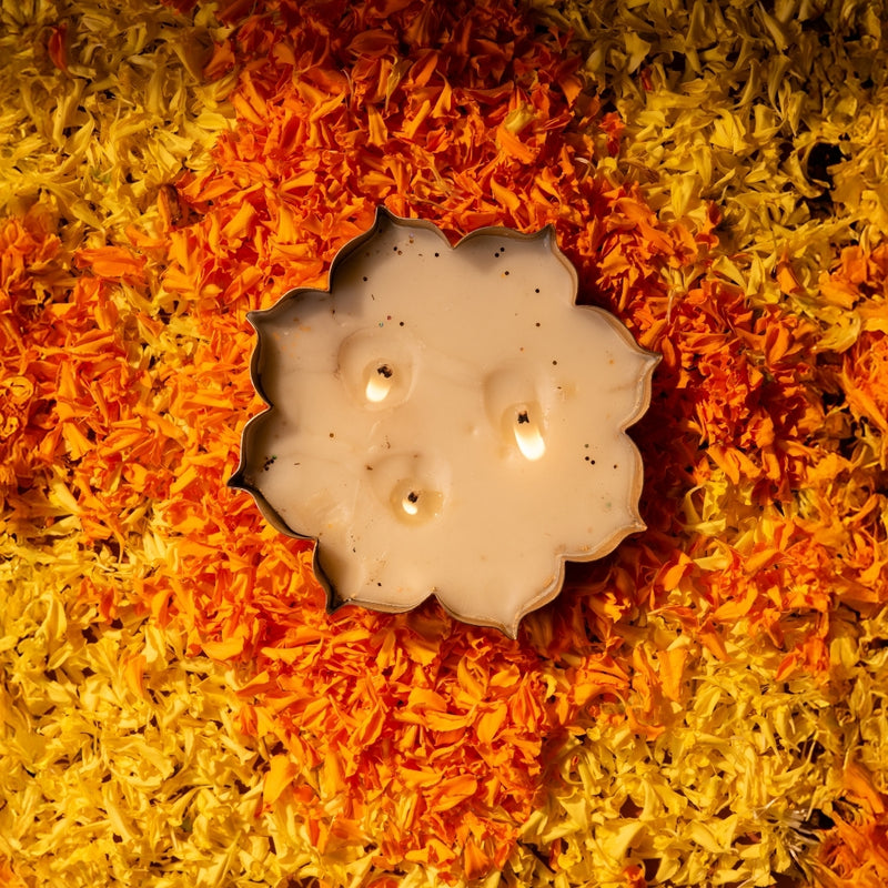 Lotus Urli Candle | Decor Accent with Luxurious Fragrance