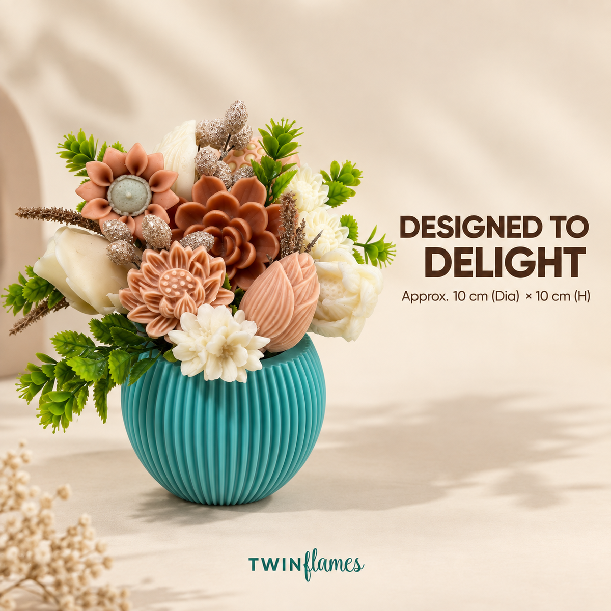 Aqua Guldasta - Floral Bouquet Scented Candle (Kolkata Delivery Only)