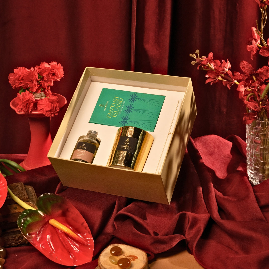 Raahat – Metallic Golden Soy Jar Candle, Fragrance Bar & Reed Diffuser